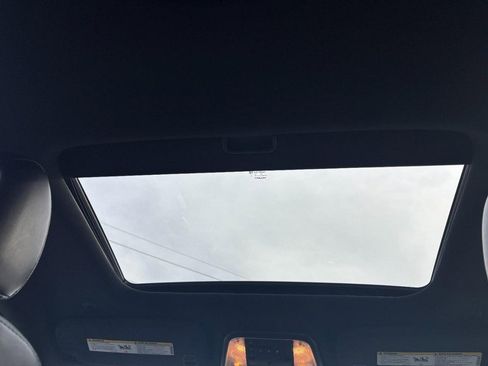 Used 2017 Dodge Durango R/T w/ Blacktop Package image 11