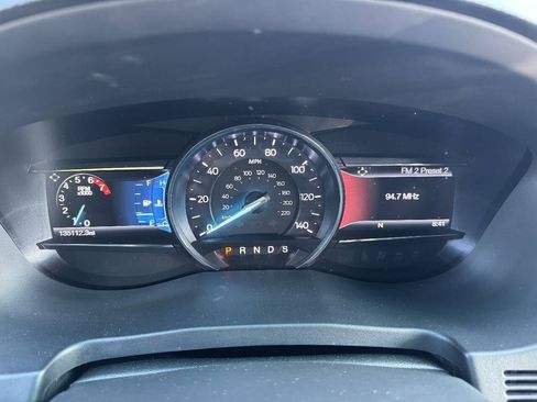 Used 2017 Ford Explorer XLT w/ Equipment Group 202A AWD/4WD image 16