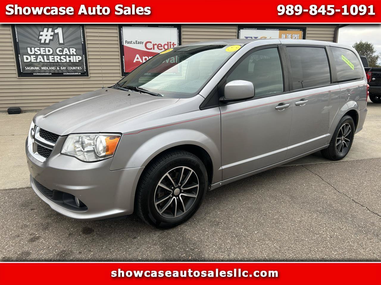 Used 2018 Dodge Grand Caravan SE FWD image 1