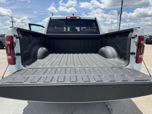 Used 2024 RAM 1500 Limited AWD/4WD image 29