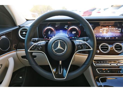 Used 2023 Mercedes-Benz E 450 4MATIC Sedan image 14