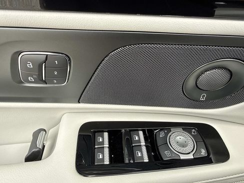 New 2026 Lincoln Nautilus Premier w/ Equipment Group 102A AWD/4WD image 19