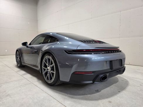 Used 2025 Porsche 911 Carrera T RWD image 9
