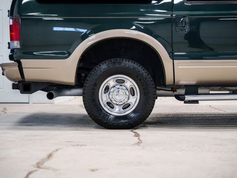 Used 2004 Ford Excursion Eddie Bauer AWD/4WD image 28