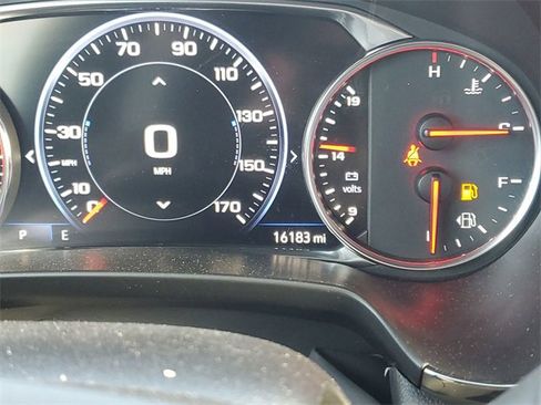 Certified 2025 Chevrolet Blazer RS image 12