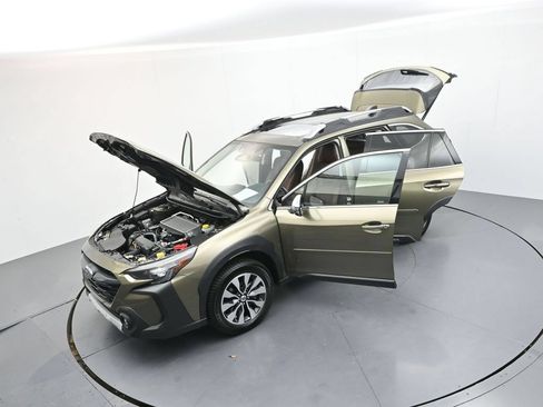 Used 2024 Subaru Outback Touring XT AWD/4WD image 35