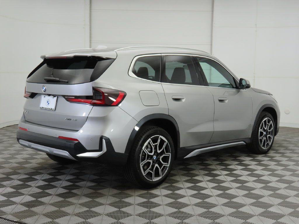 Certified 2026 BMW X1 xDrive28i w/ Technology Package AWD/4WD image 6