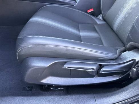 Used 2023 Honda Civic Sport image 17