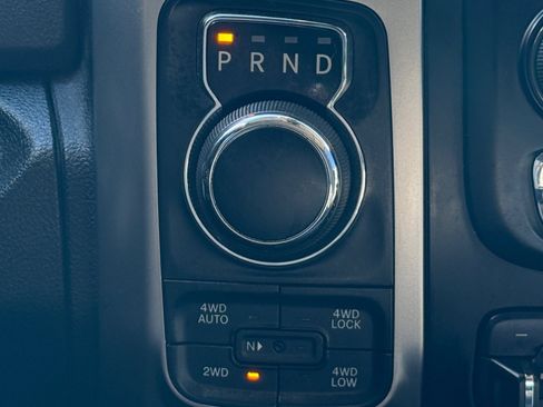 Used 2018 RAM 1500 Big Horn image 25