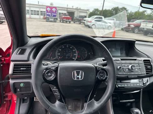 Used 2016 Honda Accord Sport image 5