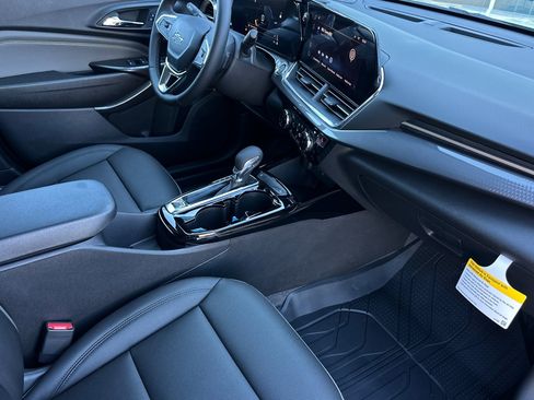 New 2026 Chevrolet Trax ACTIV image 16
