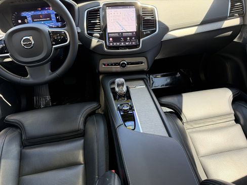 Certified 2023 Volvo XC90 B6 Ultimate w/ Protection Package Premier image 13