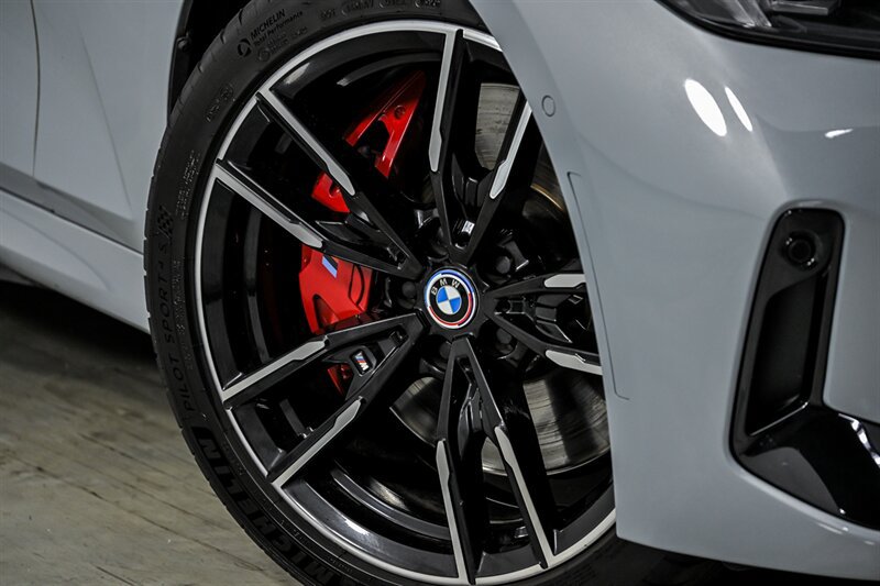 Used 2023 BMW M340i xDrive AWD/4WD image 3