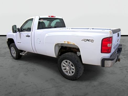 Used 2012 Chevrolet Silverado 2500 W/T image 2