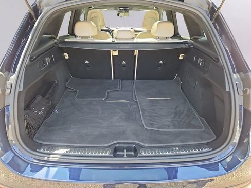 Used 2023 Mercedes-Benz GLC 300 4MATIC image 36