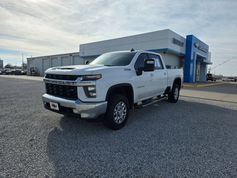 Used 2023 Chevrolet Silverado 2500 LT w/ Convenience Package image 5