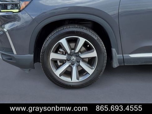Used 2023 Honda Pilot Elite image 9