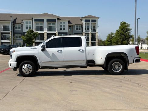 Used 2026 Chevrolet Silverado 3500 High Country w/ Technology Package AWD/4WD image 4