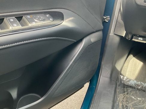 Used 2025 Nissan Murano SL w/ Cargo Package image 14