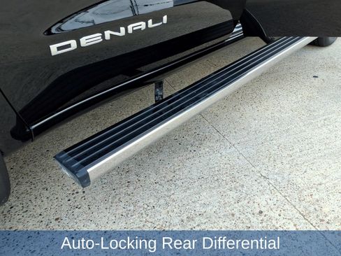 Used 2025 GMC Sierra 1500 Denali AWD/4WD image 23