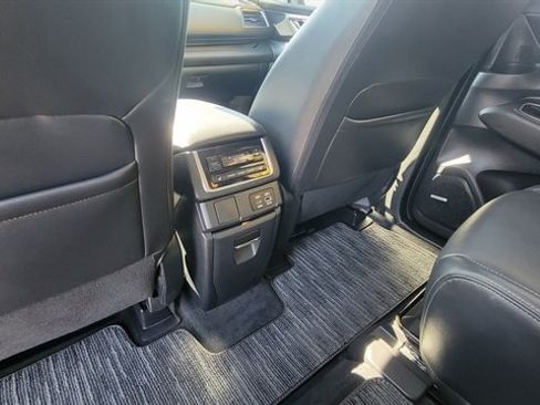 Used 2024 Subaru Ascent Limited w/ Technology Package AWD/4WD image 66