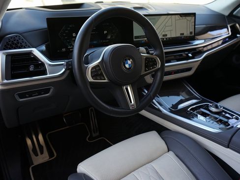 Used 2024 BMW X7 M60i w/ Executive Package image 8