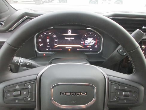 New 2026 GMC Sierra 2500 Denali Ultimate AWD/4WD image 19