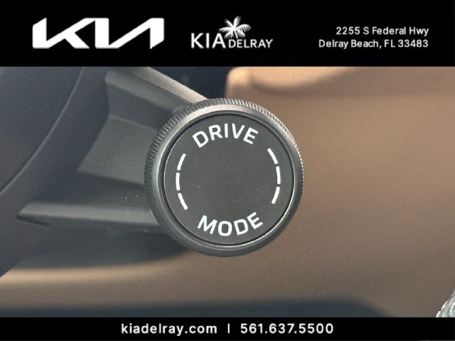 Used 2024 Porsche Cayenne AWD/4WD image 32