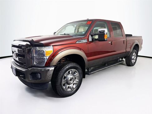 Used 2016 Ford F250 Lariat w/ Lariat Ultimate Package AWD/4WD image 3