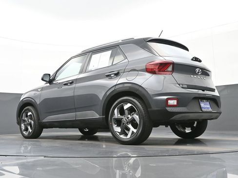 Certified 2023 Hyundai Venue Limited w/ Cargo Package image 44