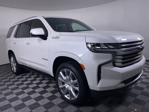 Used 2023 Chevrolet Tahoe High Country w/ Premium Package image 22