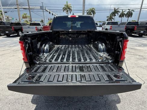 Used 2025 RAM 1500 Big Horn RWD image 15