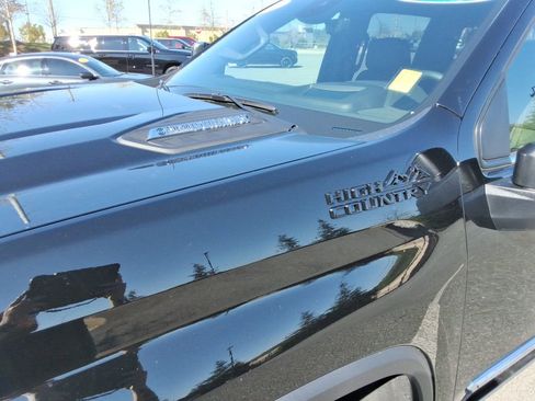 Certified 2025 Chevrolet Silverado 2500 High Country w/ Technology Package image 11