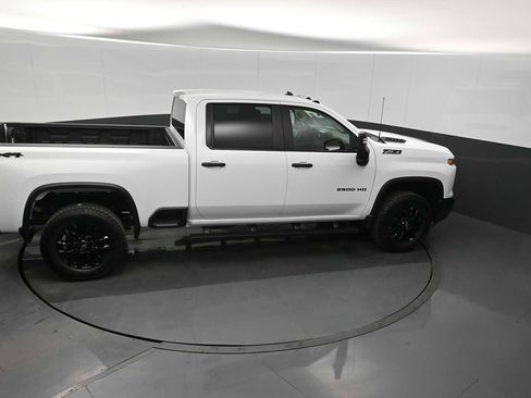 New 2026 Chevrolet Silverado 2500 Custom w/ Custom Value Package image 17