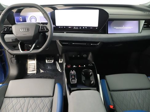 New 2027 Audi SQ6 e-tron Prestige AWD/4WD image 18