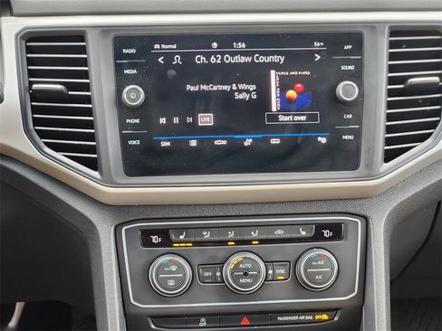 Used 2021 Volkswagen Atlas Cross Sport SE image 21