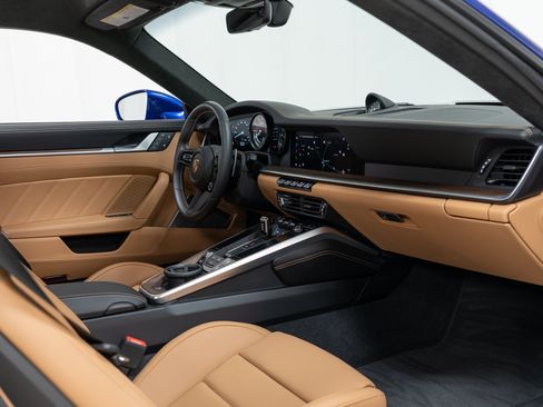 Certified 2024 Porsche 911 Turbo S AWD/4WD image 36