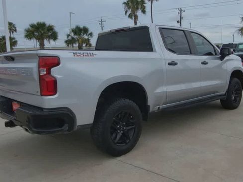 Used 2022 Chevrolet Silverado 1500 LT Trail Boss w/ Safety Package AWD/4WD image 8