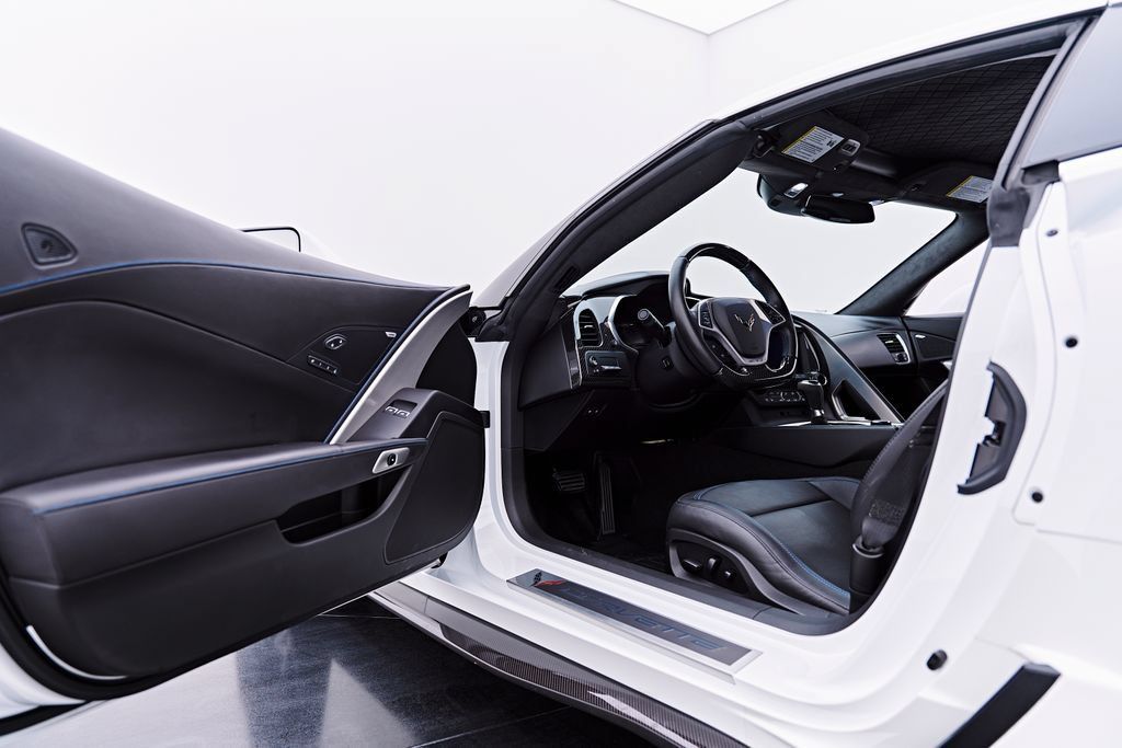 Used 2019 Chevrolet Corvette ZR1 RWD image 53
