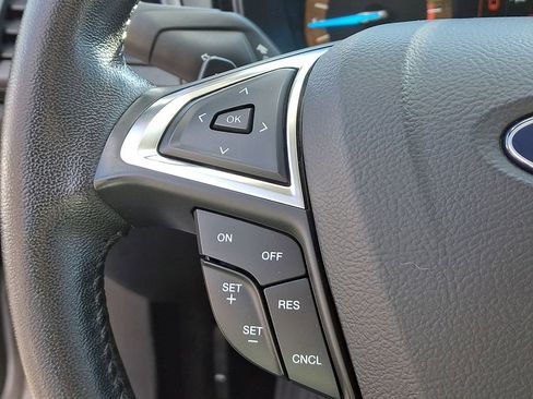 Certified 2018 Ford Fusion SE w/ Equipment Group 201A image 21