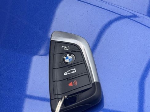 Used 2023 BMW i4 eDrive40 w/ M Sport Package image 66