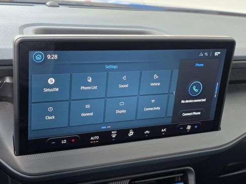 Used 2025 Ford Maverick Lobo AWD/4WD image 15
