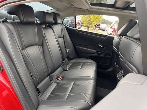 Used 2024 Lexus ES 350 w/ Luxury Package FWD image 29