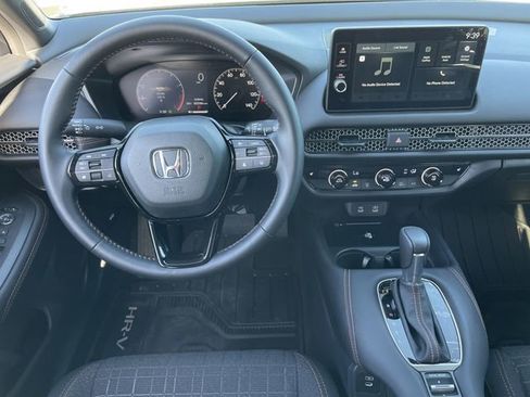 Certified 2026 Honda HR-V Sport image 11