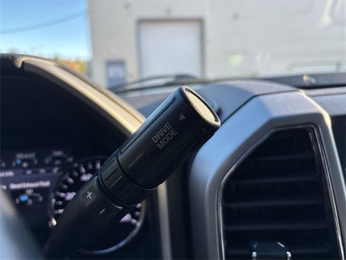 Used 2021 Ford F250 Lariat w/ Lariat Ultimate Package image 38