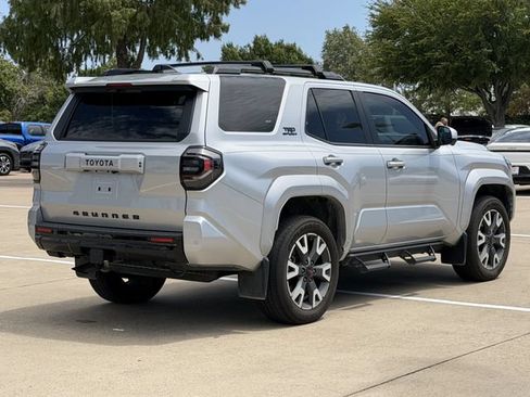 Used 2025 Toyota 4Runner TRD Sport Premium AWD/4WD image 4