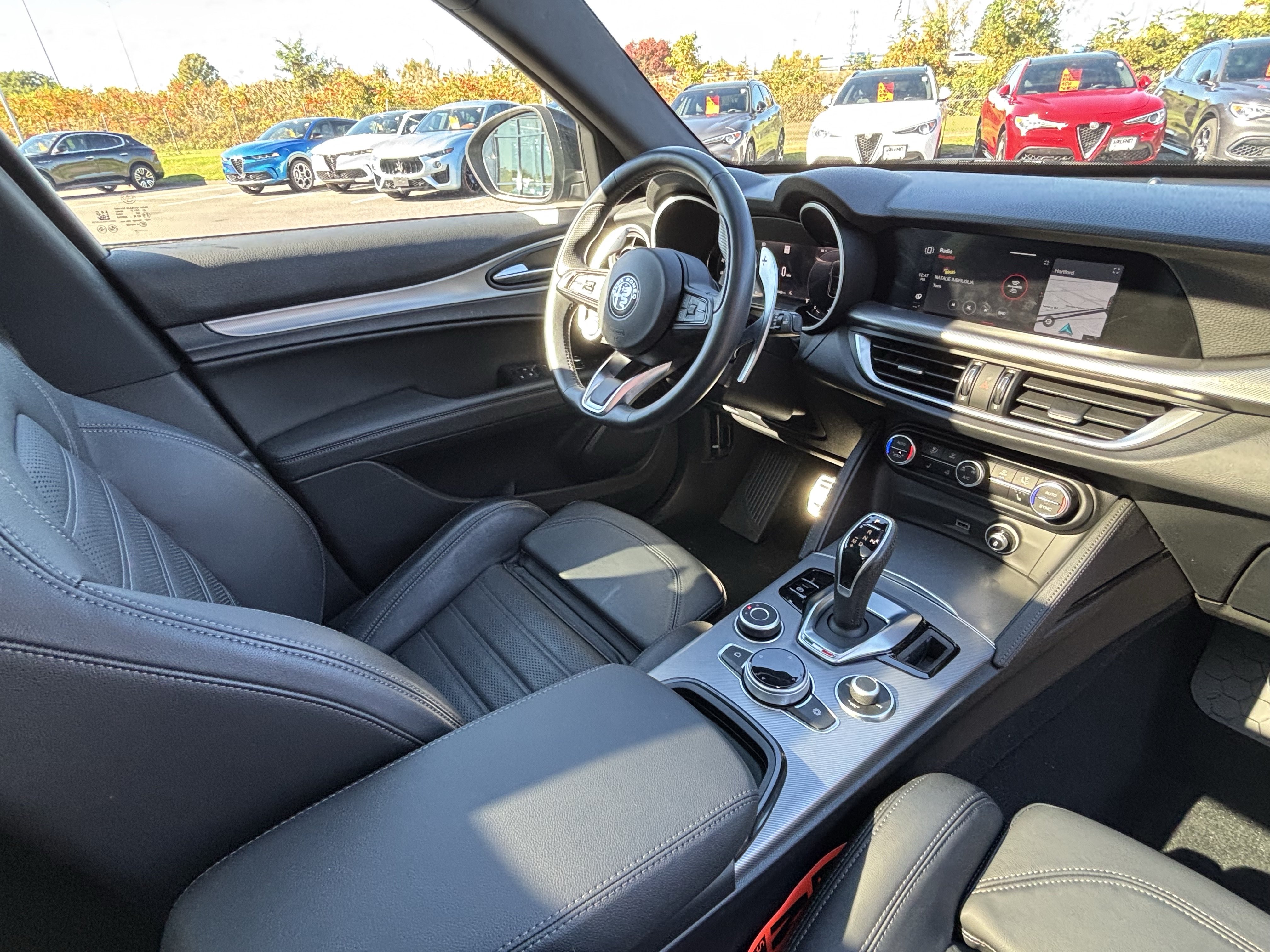 Certified 2024 Alfa Romeo Stelvio Veloce AWD/4WD image 49