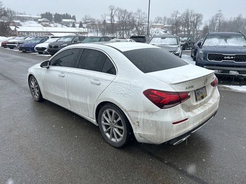 Used 2019 Mercedes-Benz A 220 4MATIC image 4
