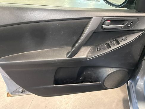 Used 2013 MAZDA MAZDA3 i Sport FWD image 7