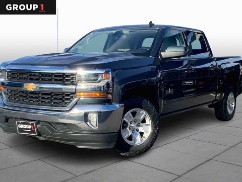 Used 2018 Chevrolet Silverado 1500 LT w/ LT Eassist Package image 1